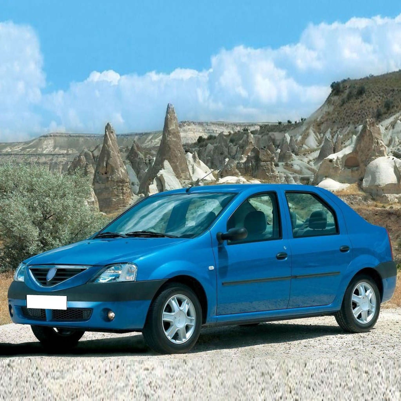 Машина рено б у. Dacia Logan 1. Renault Logan 2004. Renault Logan 2007. Рено Логан 1.4.